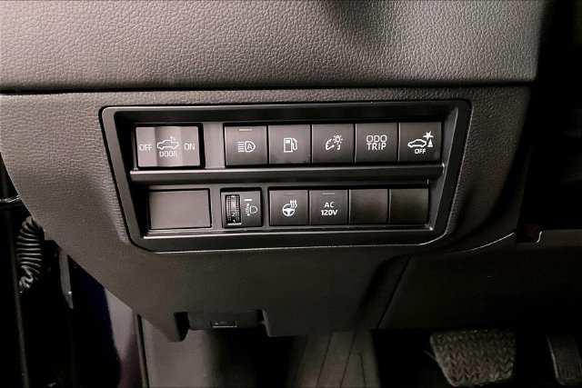 Used 2023 Toyota Tundra Limited AWD/4WD image 40