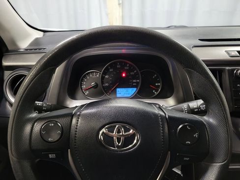 Used 2016 Toyota RAV4 LE image 14