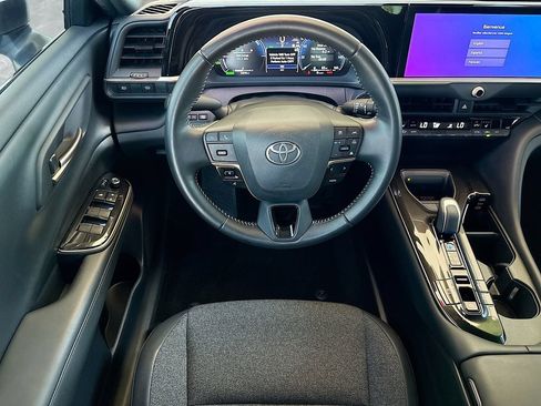 Used 2024 Toyota Crown w/ Carpet Mat Package (TMS) AWD/4WD image 10
