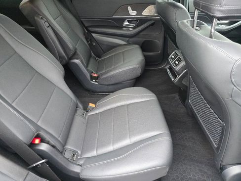 Certified 2023 Mercedes-Benz GLS 450 4MATIC image 22