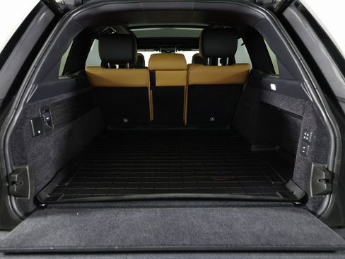 Used 2021 Land Rover Range Rover Autobiography Fifty Edition image 12