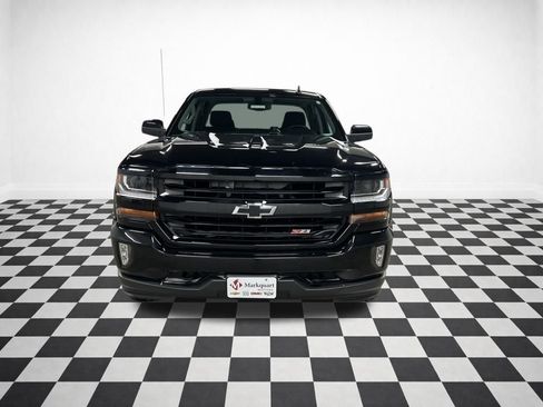 Used 2016 Chevrolet Silverado 1500 LT w/ Midnight Edition image 5