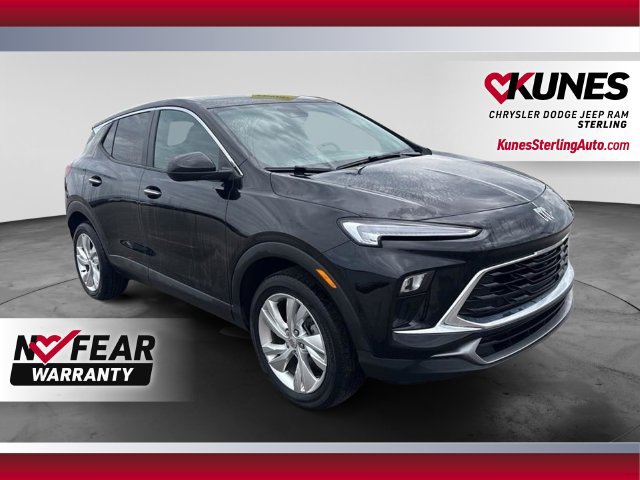 Used 2025 Buick Encore GX Preferred AWD/4WD image 1