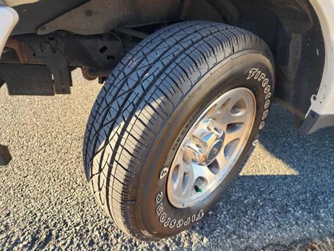 Used 2011 Ford Ranger XLT image 9