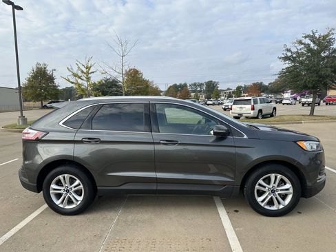 Used 2019 Ford Edge SEL w/ Equipment Group 201A image 8