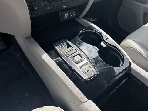 Used 2022 Honda Pilot Touring image 35