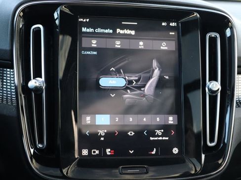 Used 2022 Volvo XC40 P8 Recharge Plus AWD/4WD image 25