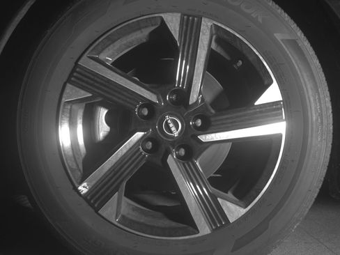 Used 2025 Nissan Sentra SV FWD image 12