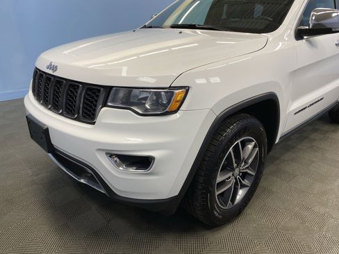 Used 2018 Jeep Grand Cherokee Limited image 53
