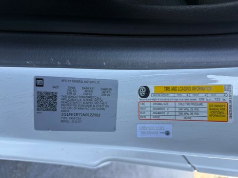 Used 2022 Chevrolet Camaro LT w/ RS Package image 23