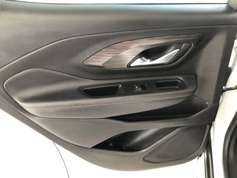 Used 2019 GMC Terrain SLT w/ Preferred Package FWD image 16