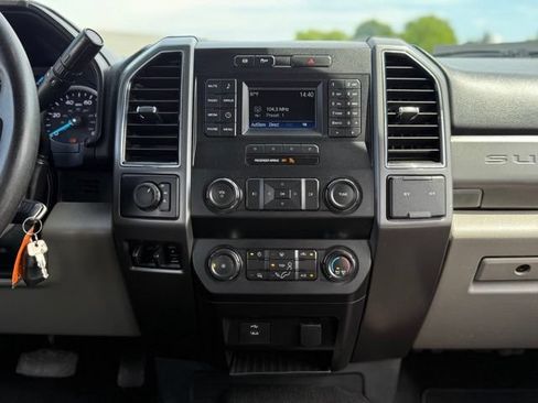 Used 2019 Ford F250 XLT AWD/4WD image 17