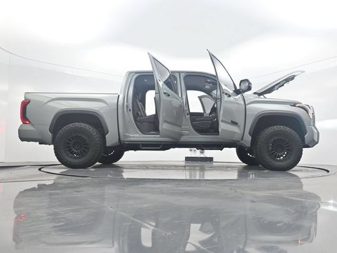Used 2024 Toyota Tundra SR5 w/ SR5 Premium Package AWD/4WD image 41