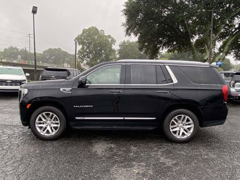 Used 2022 GMC Yukon SLT w/ SLT Luxury Package image 4