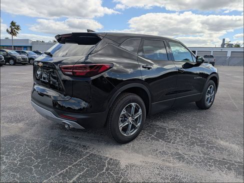 New 2026 Chevrolet Blazer LT w/ LPO, Floor Liner Package FWD image 7