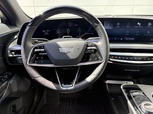 Used 2024 Cadillac Lyriq Sport w/ LPO, Floor Liner Package AWD/4WD image 17