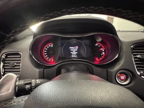 Used 2018 Dodge Durango SRT AWD/4WD image 13