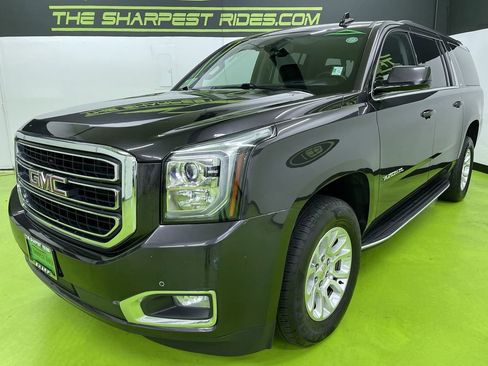 Used 2017 GMC Yukon XL SLT image 5