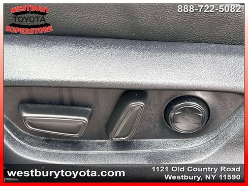 Used 2026 Toyota Camry SE w/ Convenience Package FWD image 21