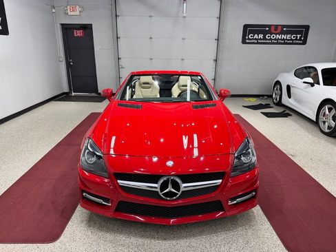 Used 2012 Mercedes-Benz SLK 250 image 7