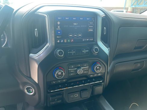 Used 2021 Chevrolet Silverado 1500 LTZ AWD/4WD image 8