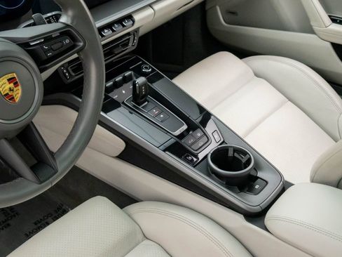 Used 2021 Porsche 911 Carrera image 13
