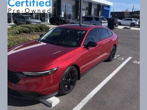 Certified 2025 Honda Accord SE image 1