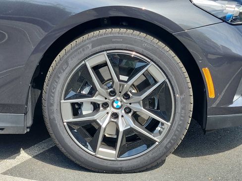 Used 2026 BMW 530i xDrive w/ Premium Package AWD/4WD image 8