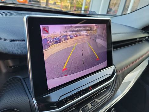 Used 2022 Jeep Compass Trailhawk w/ Trailhawk Elite Group image 24