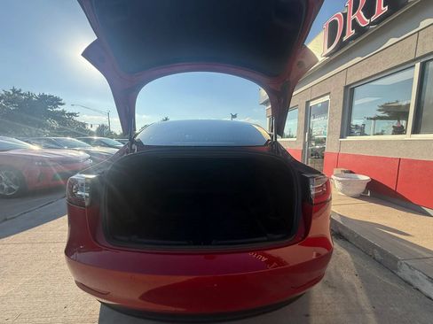 Used 2018 Tesla Model 3 Long Range AWD/4WD image 18