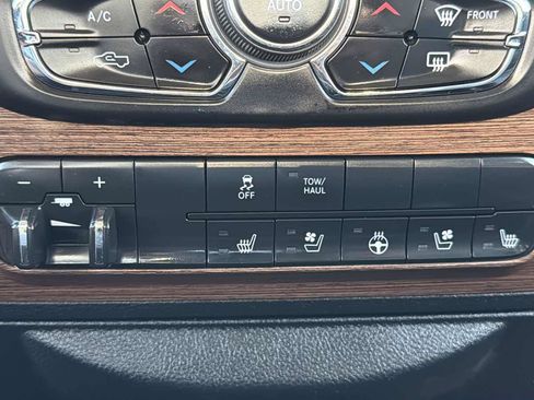 Used 2013 RAM 1500 Laramie w/ Protection Group AWD/4WD image 34