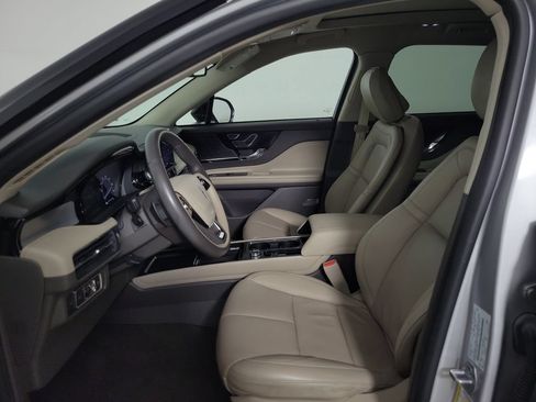 Certified 2020 Lincoln Corsair FWD w/ Premium Package image 16