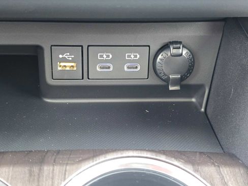 New 2026 Toyota Highlander Platinum image 35