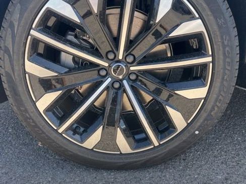 New 2026 Volvo XC90 B6 Plus w/ Protection Package AWD/4WD image 35