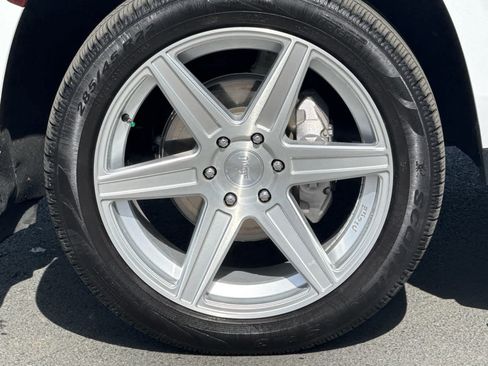 Used 2022 Chevrolet Tahoe LT image 10