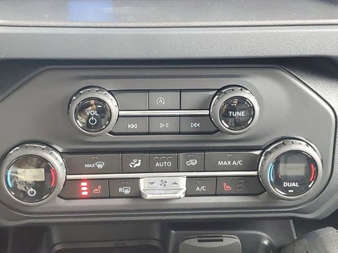 New 2025 Ford Bronco Big Bend w/ Black Diamond Package image 20