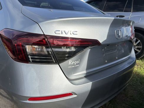 Used 2025 Honda Civic Sport image 8