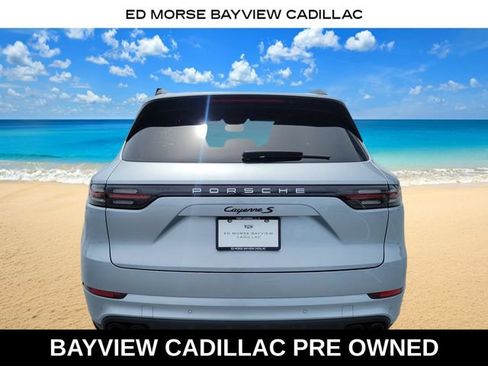 Used 2022 Porsche Cayenne S AWD/4WD image 4