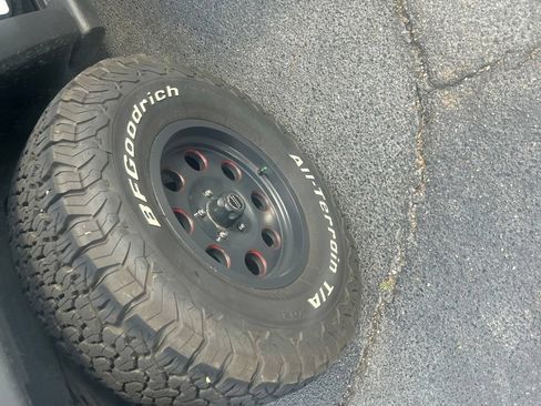 Used 2012 Jeep Wrangler Unlimited Sport AWD/4WD image 7