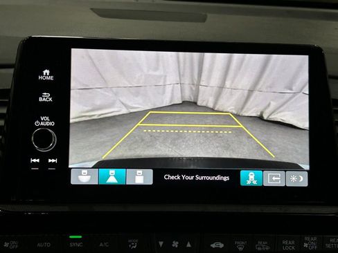 Certified 2026 Honda Odyssey Touring image 21