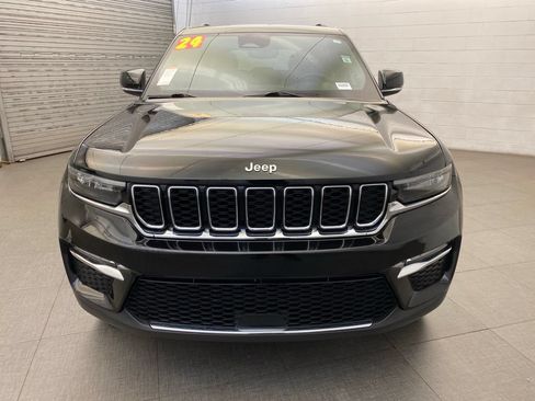 Certified 2024 Jeep Grand Cherokee Limited AWD/4WD image 3