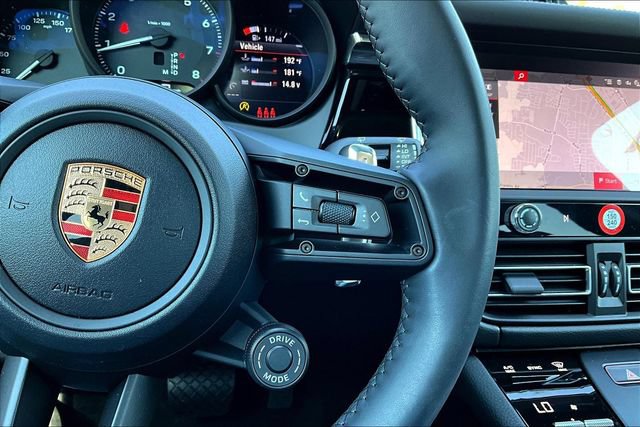 Used 2026 Porsche Macan AWD/4WD image 12