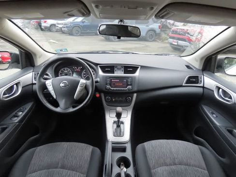 Used 2015 Nissan Sentra SV FWD image 15