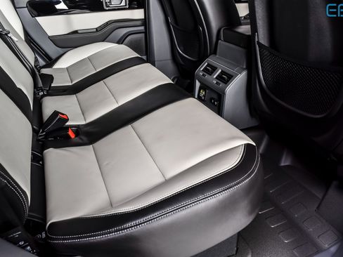 New 2026 INEOS Grenadier image 19