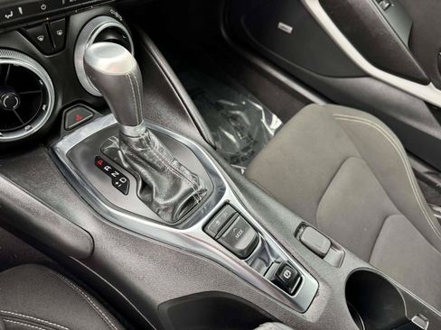 Used 2023 Chevrolet Camaro LT w/ Technology Package RWD image 26
