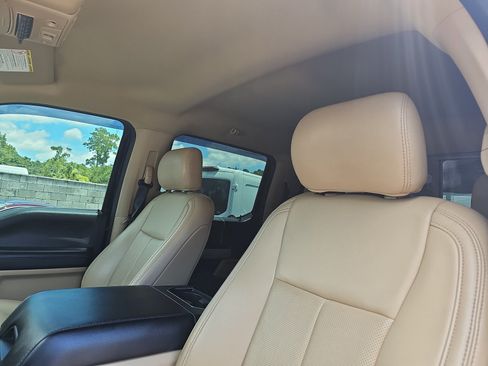 Used 2021 Ford F250 Lariat w/ Tremor Off-Road Package AWD/4WD image 10