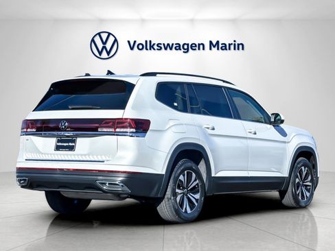 New 2026 Volkswagen Atlas SE image 5