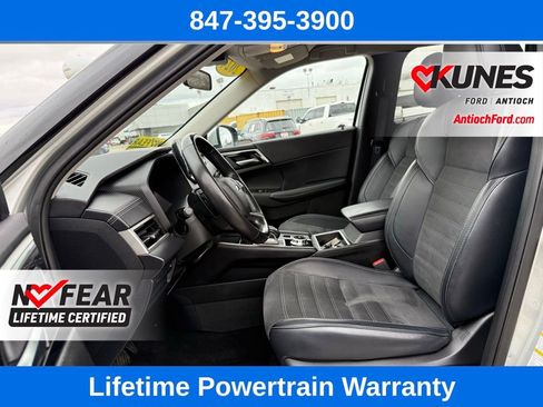 Used 2024 Mitsubishi Outlander SE image 30