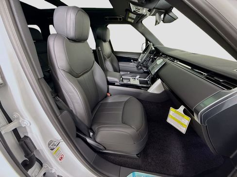 New 2026 Land Rover Range Rover Long Wheelbase SE image 20