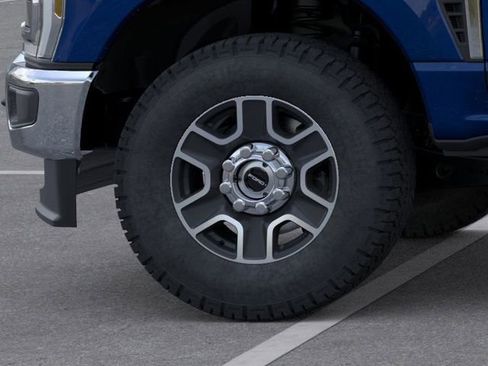 New 2026 Ford F250 Lariat w/ FX4 Off-Road Package image 19